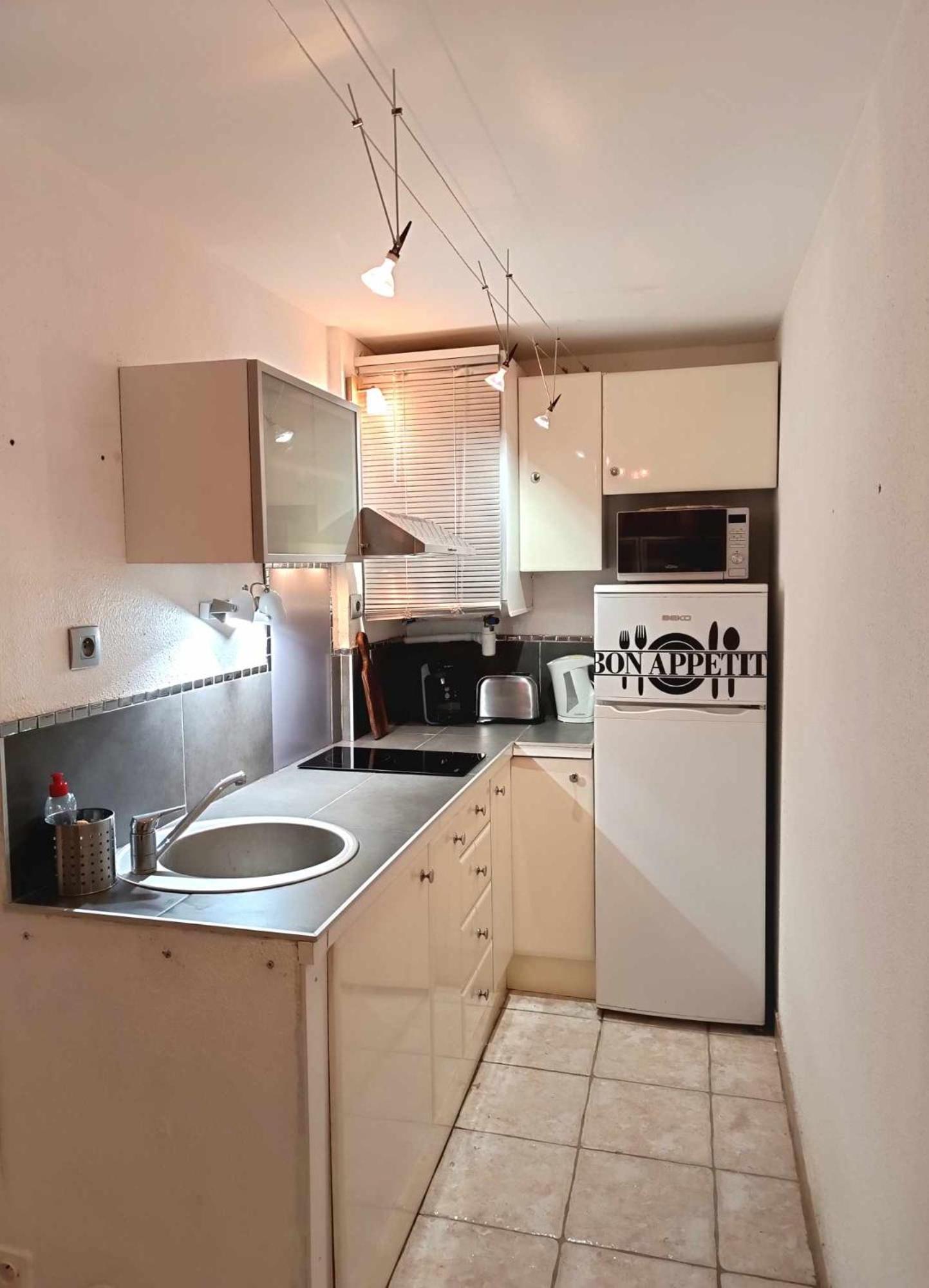 Front De Mer, Acces Direct A La - T2 - Capitelles 4 Apartment
